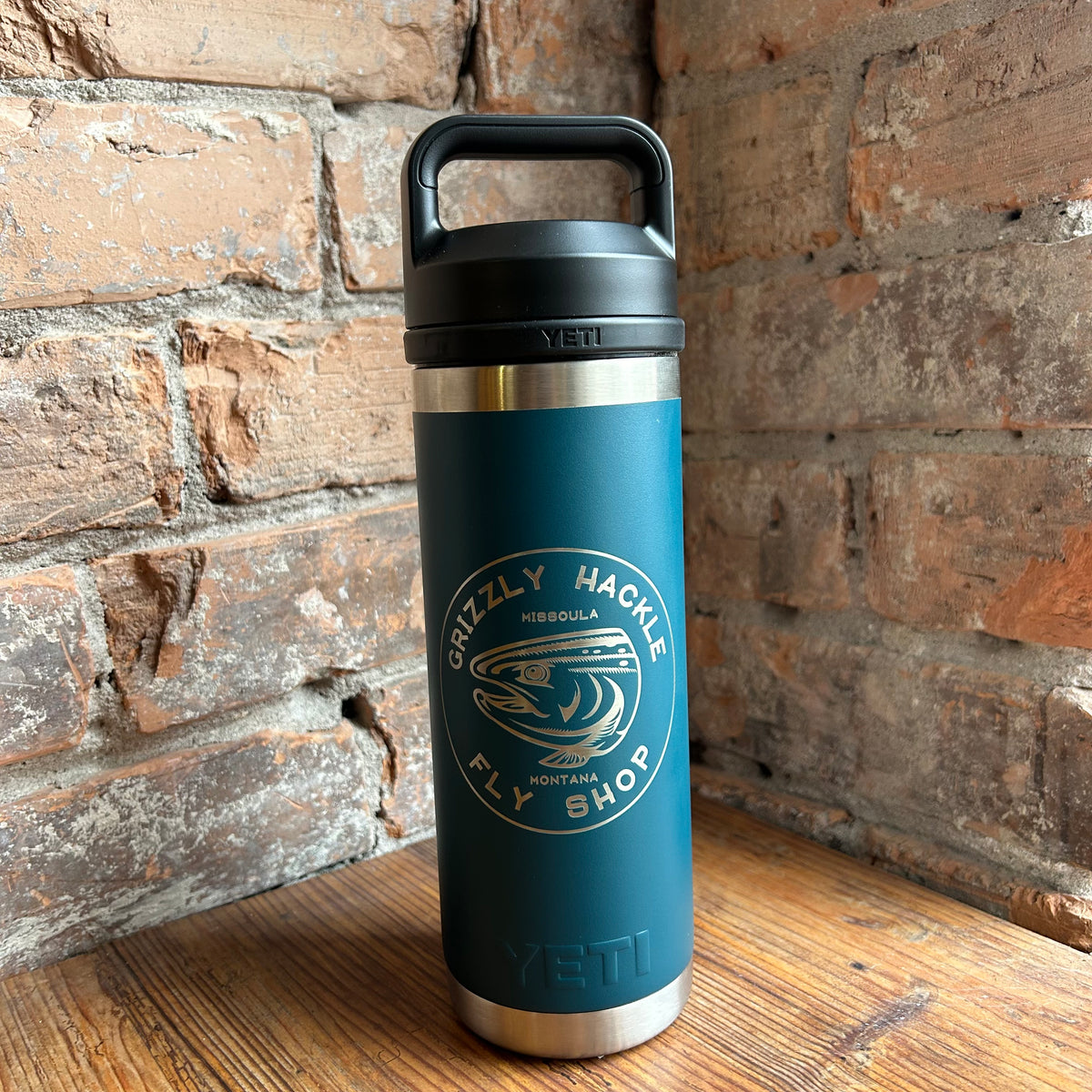 YETI Rambler Camo purchases 18 Oz Bottle - Limited Edition